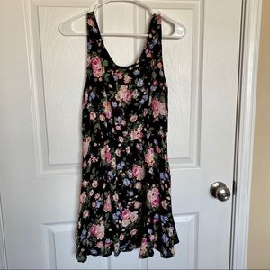 💫 BOGO Floral Backless Dress